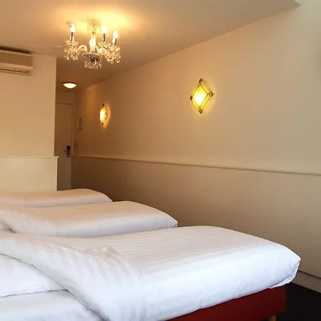 Hotel Multatuli 3*