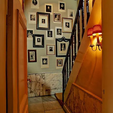 717 Hotel 5*
