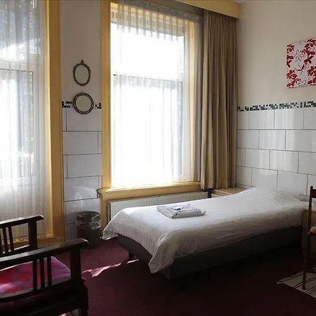 Otel Weber 2*