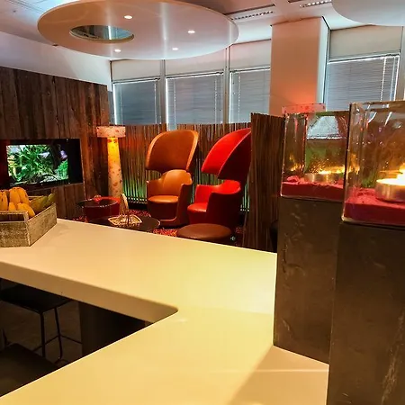 阿姆斯特丹世贸中心丘比克酒店 酒店 3*