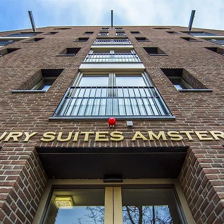 Luxury Hotel