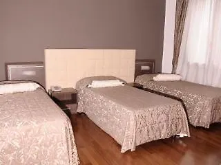 倾城酒店 酒店