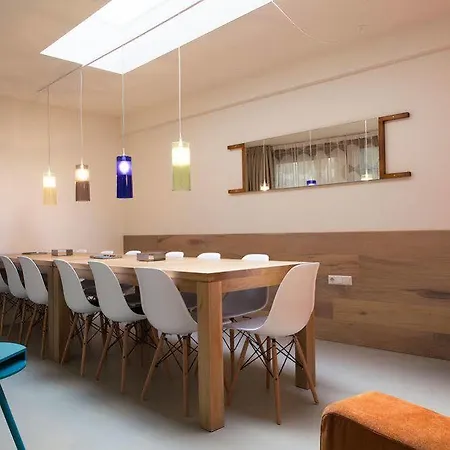 アパートホテル Marnix360apartments The Mansion 2*