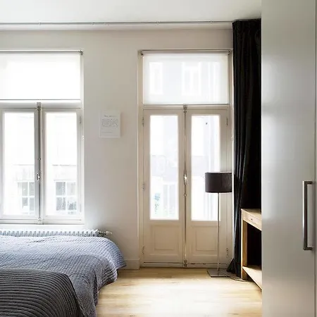 アパートホテル Marnix360apartments The Mansion