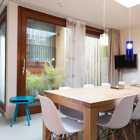 アパートホテル Marnix360apartments The Mansion 2*