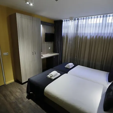 City Hotel Amsterdam Hotel 3*