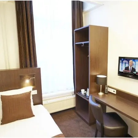 Hotel Nes 3*