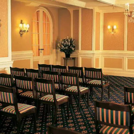 Tivoli Doelen מלון