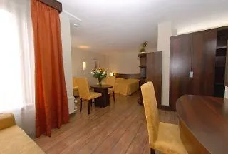 Damrak Hotel 3*