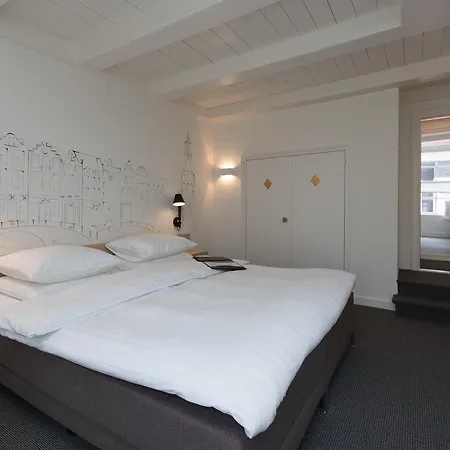 Bed And Breakfast Bed and breakfast Ámsterdam