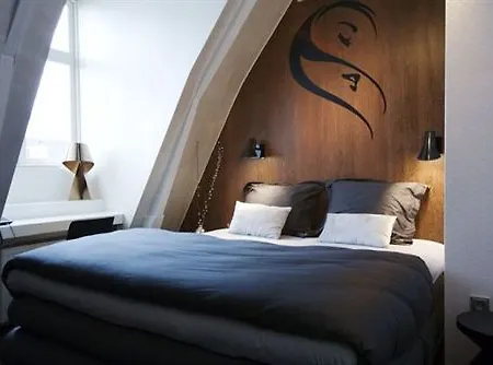 Hotel V Frederiksplein 3*