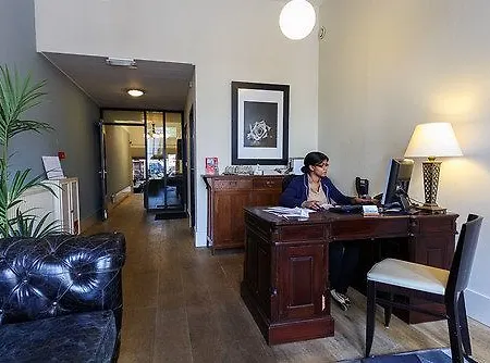 Agora