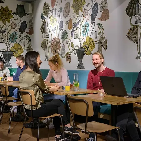 Stayokay Vondelpark Hostel