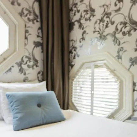 Hotel Canal 3*