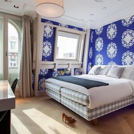 Canal Hotel 3*