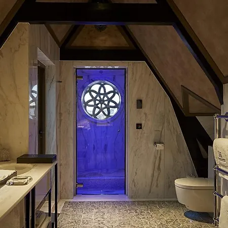 Hotel Twentyseven - Small Luxury Of The World 5*