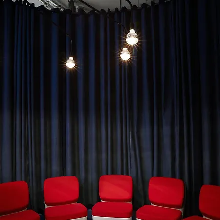 Hotel The Social Hub 4*