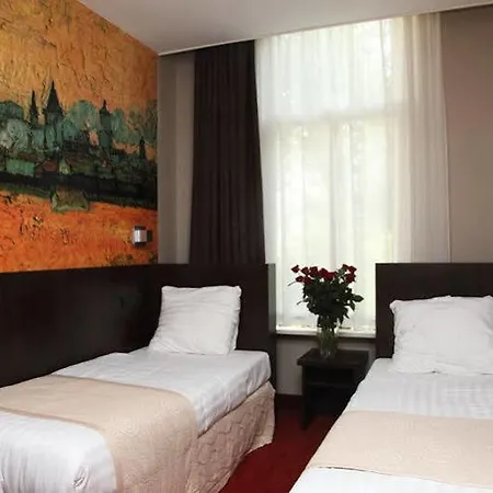 Hotel Gogh