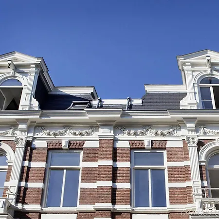 Maison Elle 4*