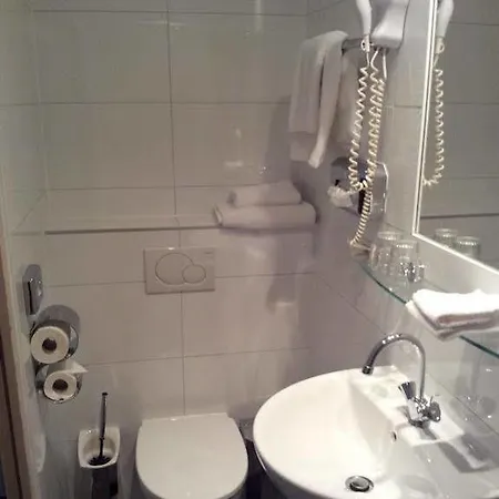 Hotel Hoksbergen 2*