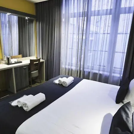 City Hotel Amsterdam 3* Amsterdam