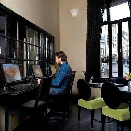 Sint Nicolaas Hotel 3*