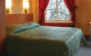 Backstage Hotel