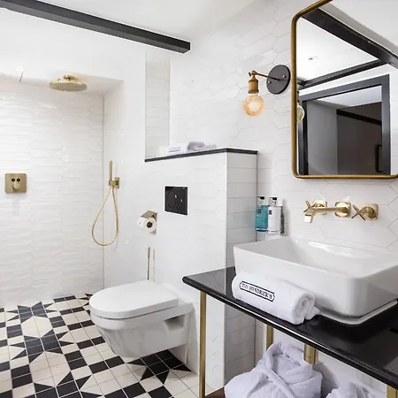 The Hendrick's Hotel 4*