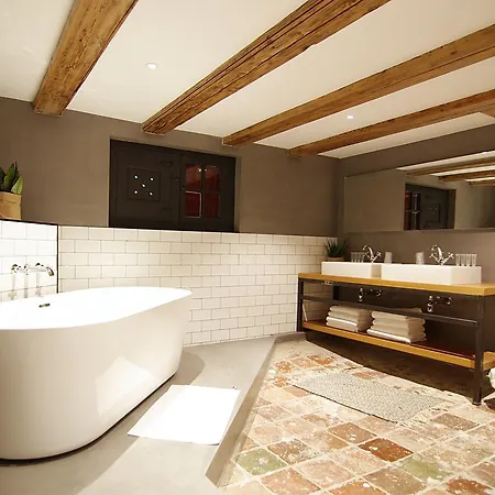 Hotel Authentic - De Vergulden Eenhoorn 4*