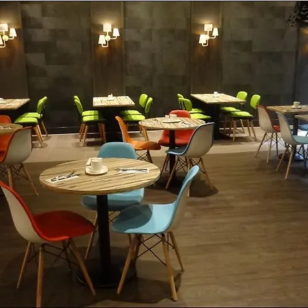 Hotel Xo Couture 4*