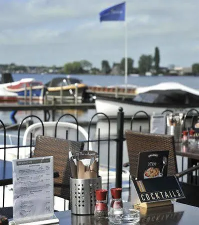 Hotel Golden Tulip Loosdrecht 4*