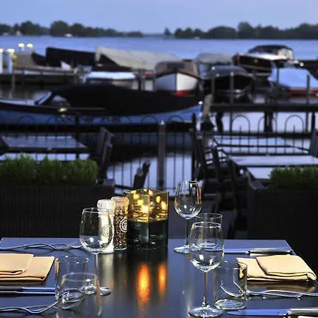 Golden Tulip Loosdrecht 4* Amsterdam