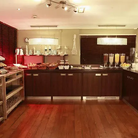 Golden Tulip Loosdrecht 4* Amsterdam