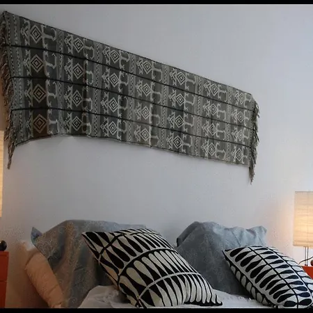 Colours In De Pijp Bed and breakfast 2*