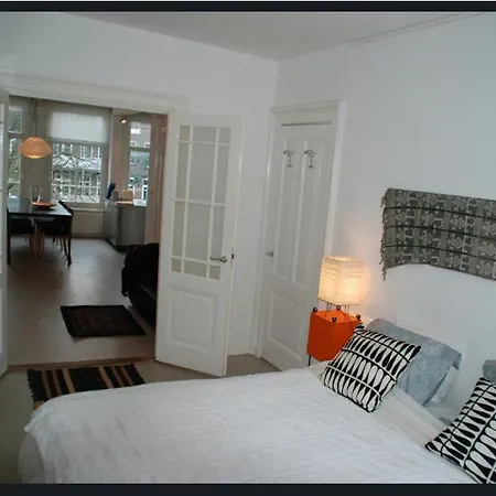 Colours In De Pijp Bed and breakfast Ámsterdam