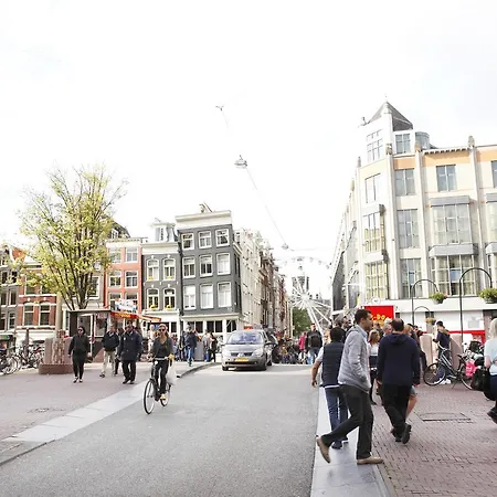 Damsquare Hotell