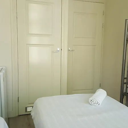 Amsroom Bed & Breakfast Amsterdam