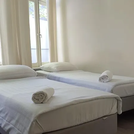 Amsroom Bed & Breakfast Amsterdam