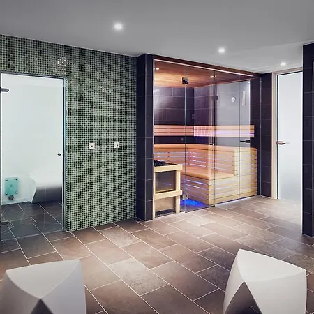 Inntel Centre Hotel 4*