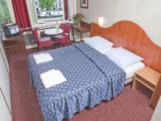 Monopole 2* Amsterdam