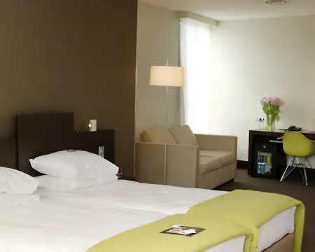 Nh Caransa Hotel 4*