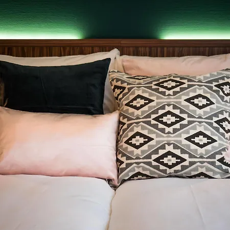 Linden Hotel