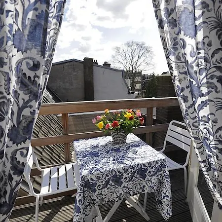 The Vanguard 2* Amsterdam