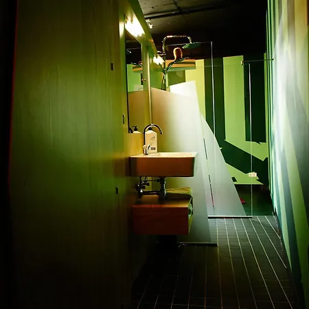 Hotel Volkshotel 3*