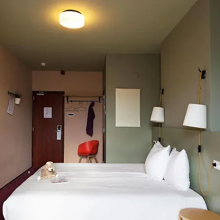The Neighbour's Magnolia 3* Amsterdam