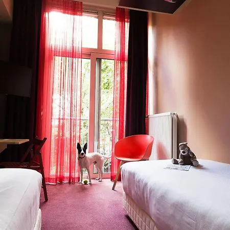The Neighbour's Magnolia Hotel 3*