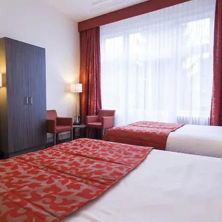 Aalders Hotel 3*