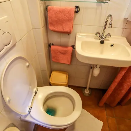 Hotel Nadia 2*