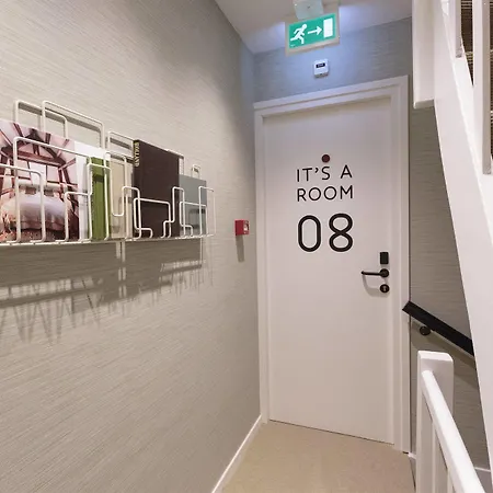 Dwars Hotel 3*