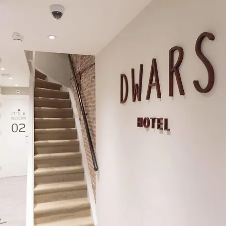 Hotel Dwars